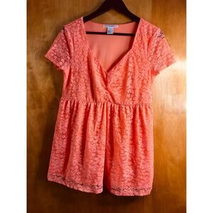 K. Jordan Women's Lacey Short Sleeve Shirt See Through Lace Arms Size Large